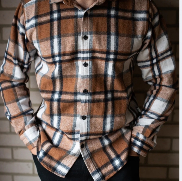 Neutral Plaid Heavy Flannel Shacket size XL - Picture 2 of 14